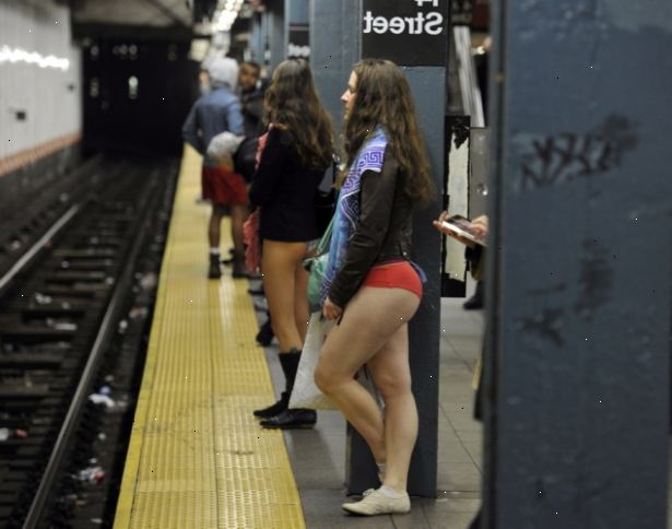 Sådan ride new york city subway. Sørg for at du har den rette billetpris.